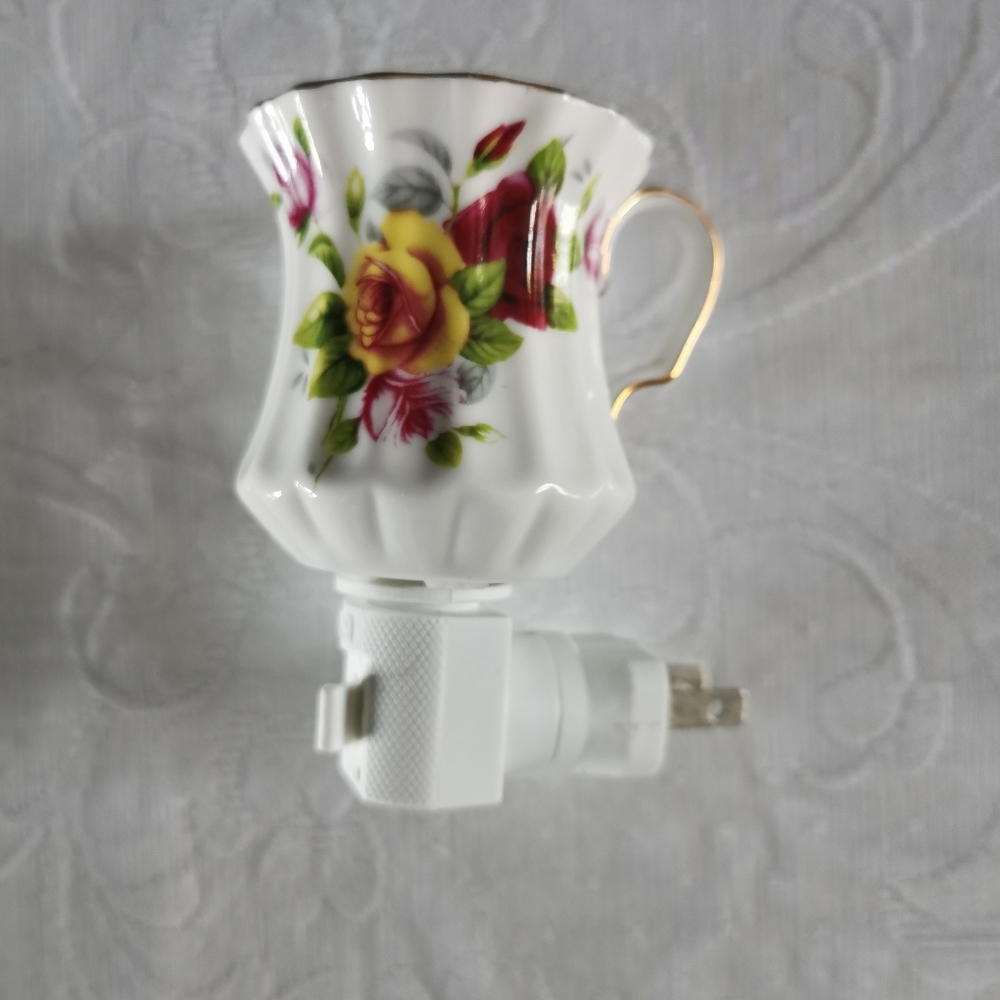 Bone China Teacup Plug In Night Lite